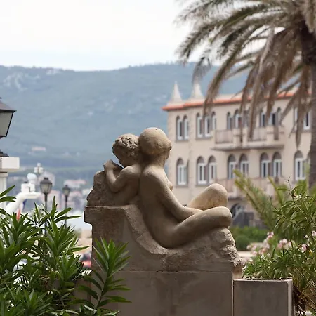 Delos - Ile De Bendor 4* باندول
