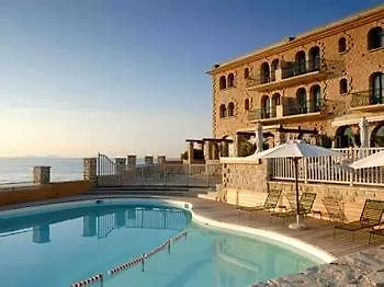 فندق Delos - Ile De Bendor 4*