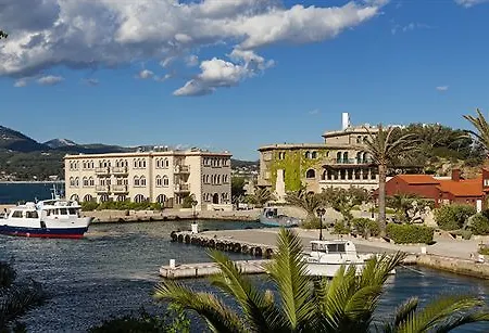 فندق Delos - Ile De Bendor باندول