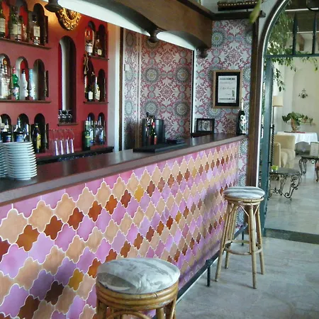 Delos - Ile De Bendor Hotel 4*